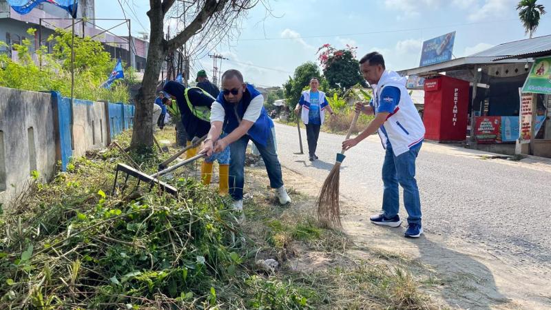 Program Langit Biru Indonesia Asri Berlanjut, Demokrat Pekanbaru Gotong Royong di Umbansari
